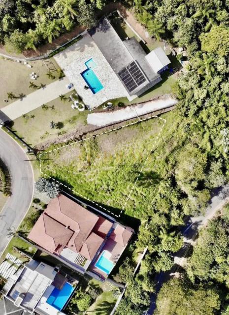 Terreno Condomínio fechado encontro das águas 1.700m²  Nazaré Paulista - 