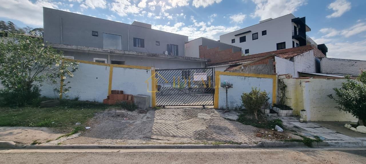 Casa para investidores à venda, com 3 kitinetes já alugadas  Atibaia - 