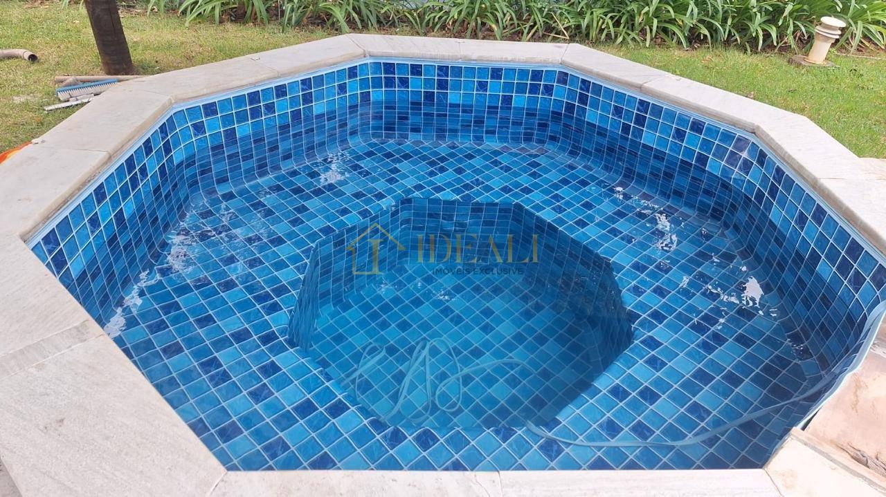 Linda casa térrea, com 3 suítes, no Condomínio Fechado Serra da Estrela  Atibaia - 