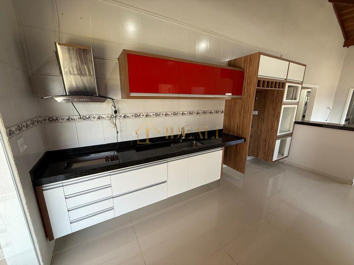 Linda casa térrea, com 3 suítes, no Condomínio Fechado Serra da Estrela  Atibaia - 