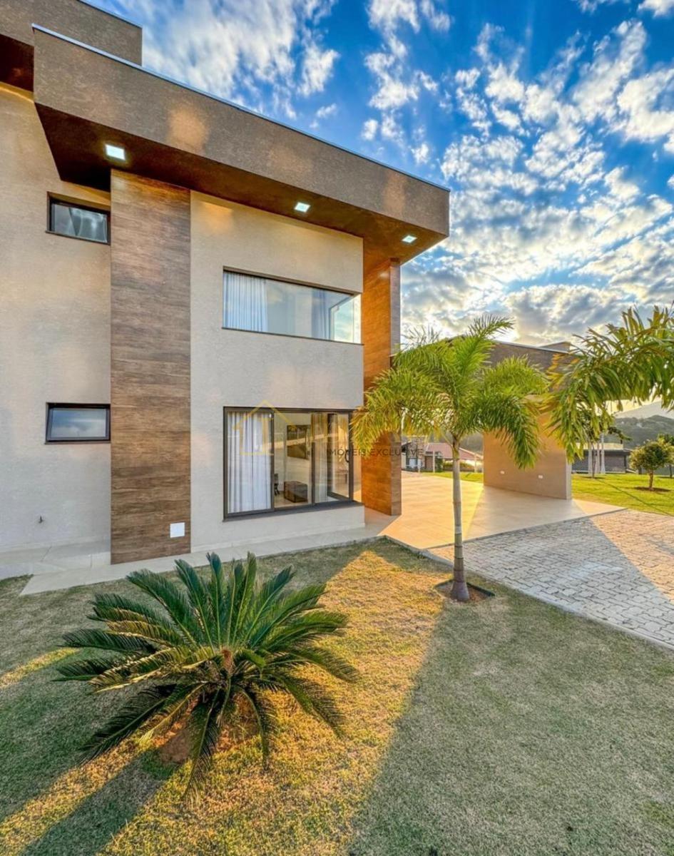 Casa Alto Padr&atilde;o com Vista Panor&acirc;mica para a Represa do Jaguari  JOANOPOLIS - 