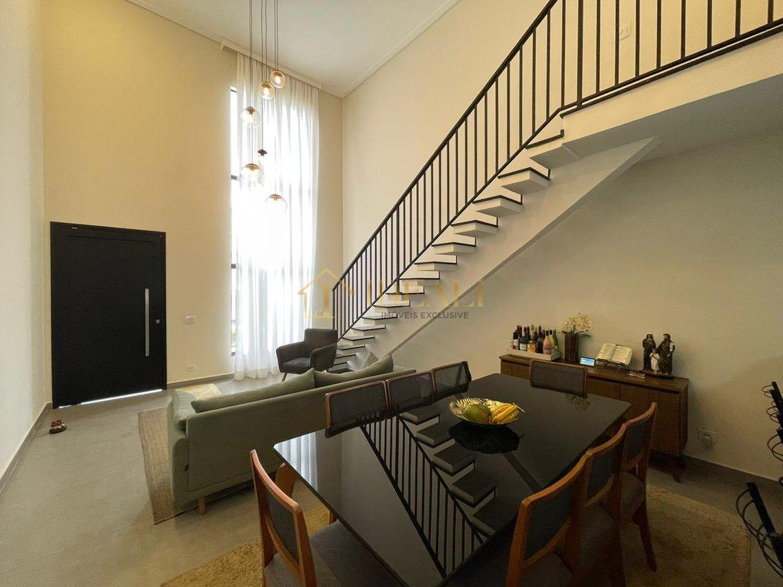 Casa no Condomínio Terras de Atibaia com 3 suítes e piscina  Atibaia - 