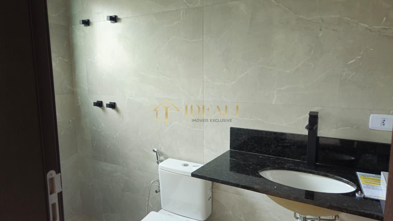 Casa de Alto Padrão no Condomínio Shamballa III – Atibaia  Preço: R$ 1.750.000  Atibaia - 