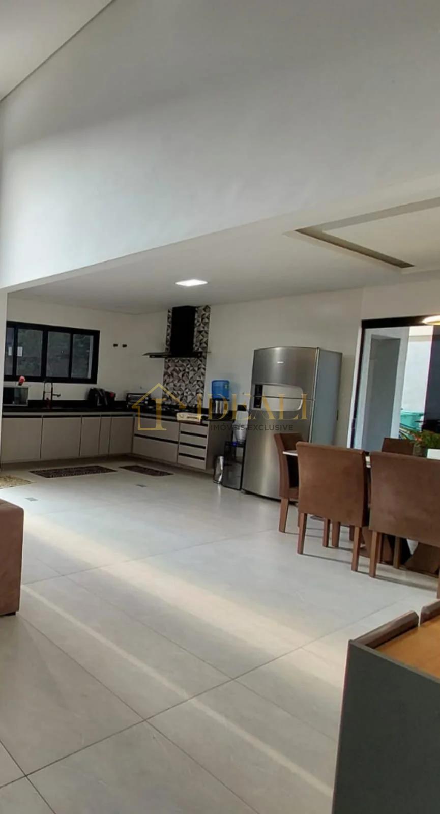EXCELENTE IMOVEL EM CONDOMINIO, QUINTAS DA BOA VISTA EM ATIBAIA Rua Alfredo André Atibaia - 