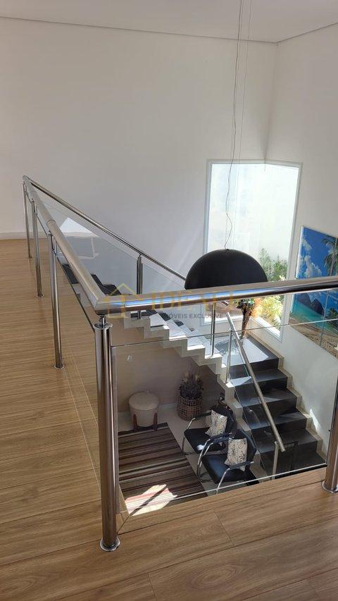 Maravilhoso sobrado de alto padrão, em condomínio fechado próx. da Av. Santana e da Lucas  Atibaia - 