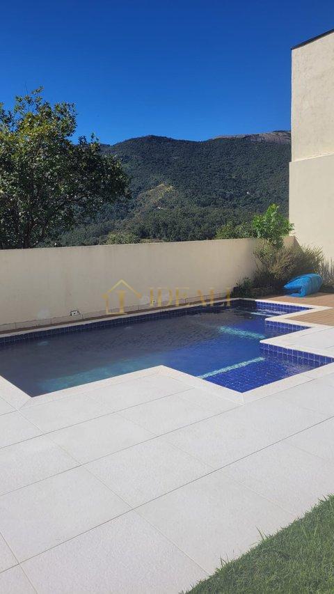 Maravilhoso sobrado de alto padrão, em condomínio fechado próx. da Av. Santana e da Lucas  Atibaia - 