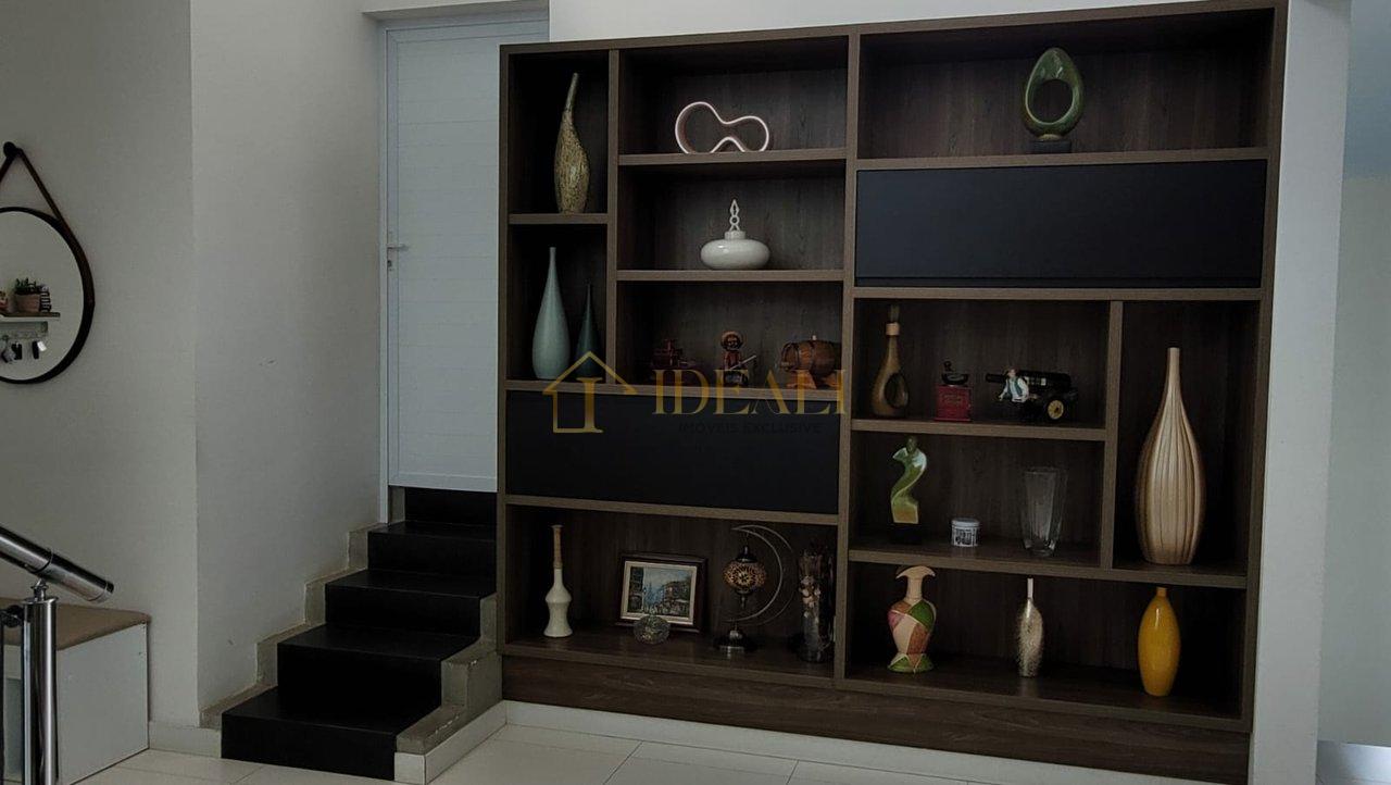 Maravilhoso sobrado de alto padrão, em condomínio fechado próx. da Av. Santana e da Lucas  Atibaia - 