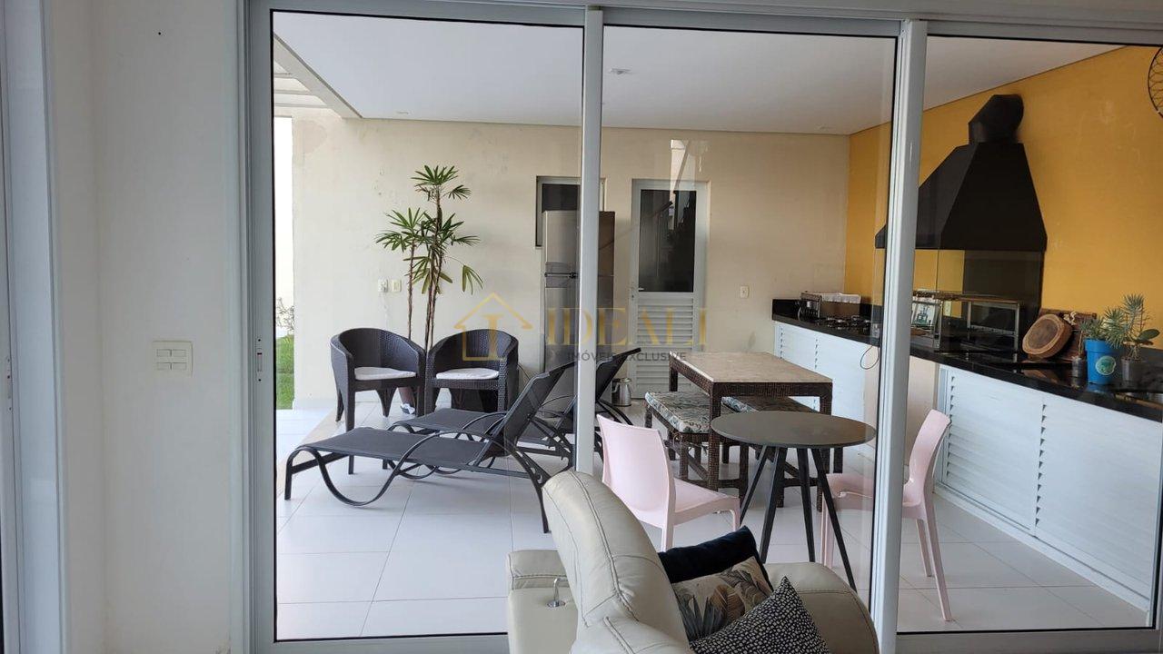 Maravilhoso sobrado de alto padrão, em condomínio fechado próx. da Av. Santana e da Lucas  Atibaia - 