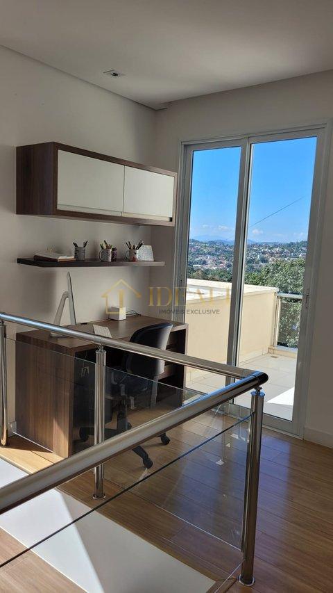 Maravilhoso sobrado de alto padrão, em condomínio fechado próx. da Av. Santana e da Lucas  Atibaia - 