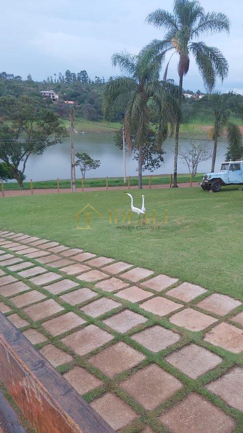 Imóvel de veraneio com estrutura para lazer, moradia e hóspedes  Piracaia - 