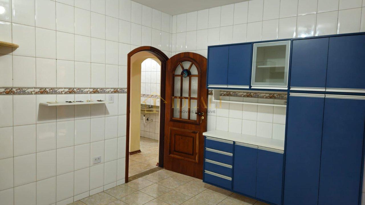 Casa térrea em Atibaia com 3 dormitórios  Atibaia - 