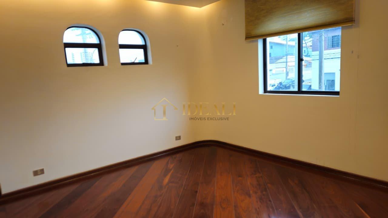 Apartamento amplo em Atibaia com 4 dormitórios  Atibaia - 