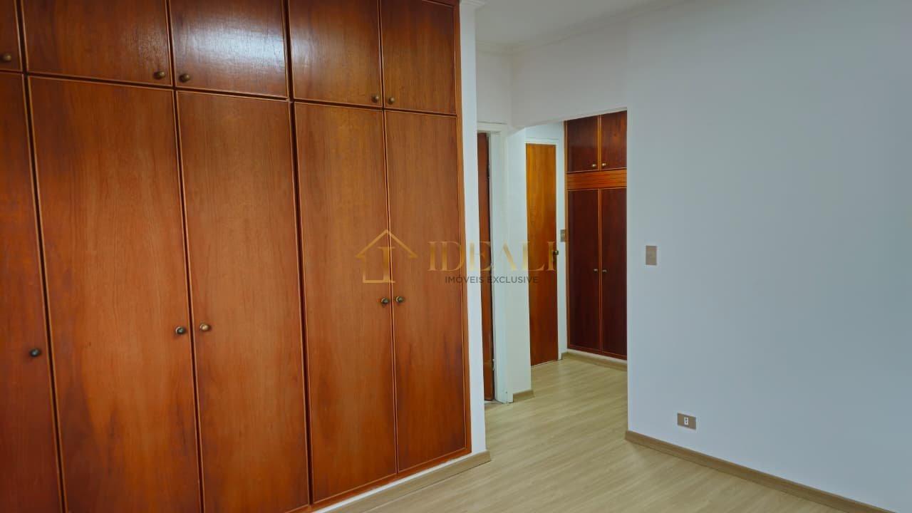 Apartamento amplo em Atibaia com 4 dormitórios  Atibaia - 