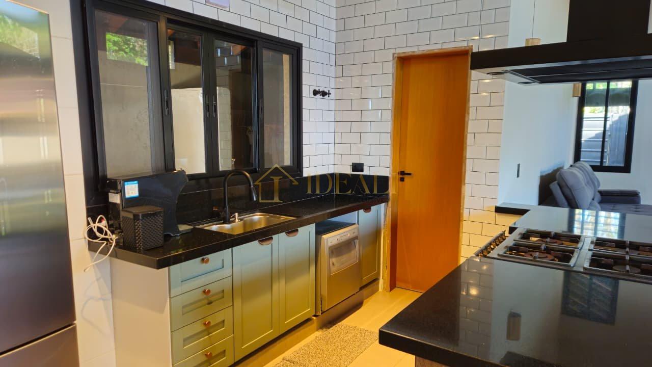 Casa de alto padrão em Atibaia - centro com 3 suítes  Atibaia - 