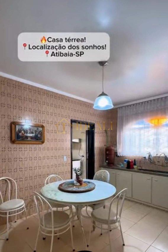 Linda casa na Vila Giglio, vista maravilhosa, próxima da Lucas  Atibaia - 