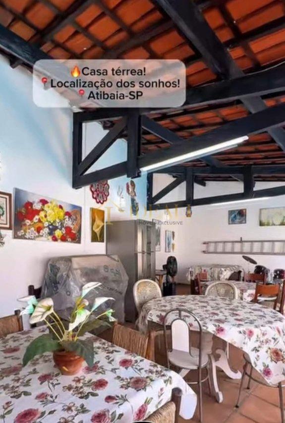 Linda casa na Vila Giglio, vista maravilhosa, próxima da Lucas  Atibaia - 