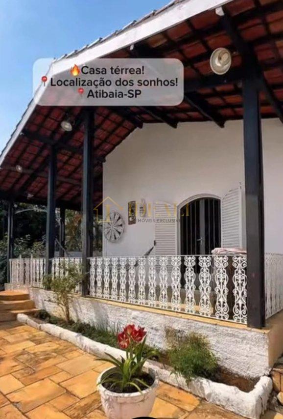 Linda casa na Vila Giglio, vista maravilhosa, próxima da Lucas  Atibaia - 