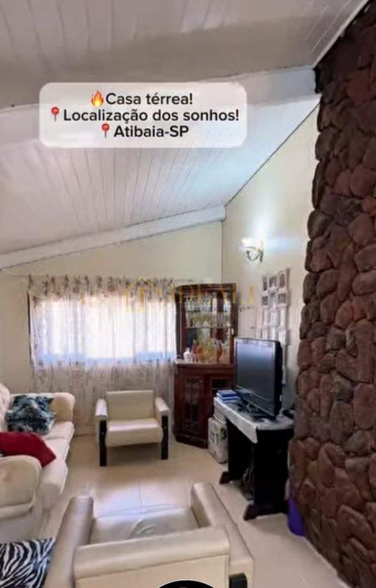 Linda casa na Vila Giglio, vista maravilhosa, próxima da Lucas  Atibaia - 