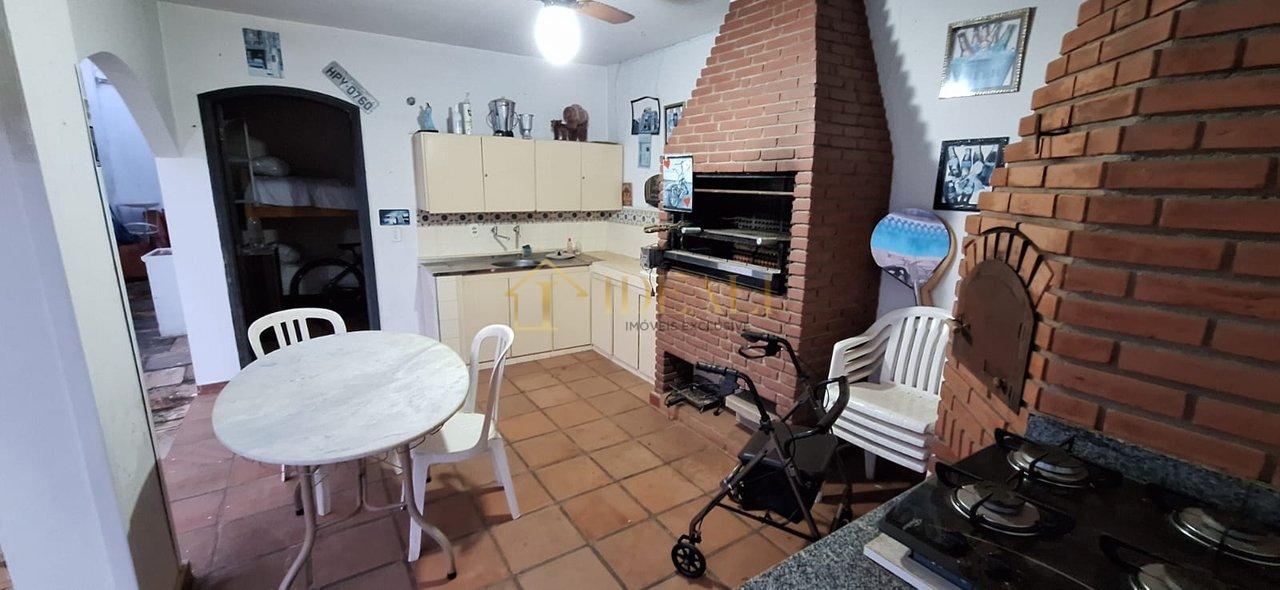 Linda casa na Vila Giglio, vista maravilhosa, próxima da Lucas  Atibaia - 