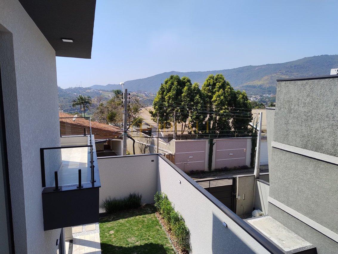 Lindo sobrado, recém construído na Vila Giglio, região nobre, a poucos passos da Lucas  Atibaia - 