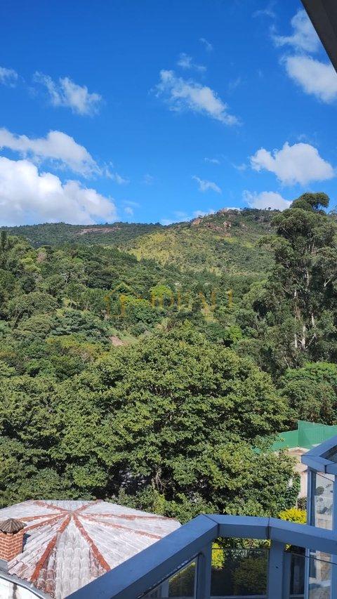 Maravilhosa e ampla casa no Condomínio Flamboyant. Oportunidade ! Aceita permuta até 50 %  Atibaia - 