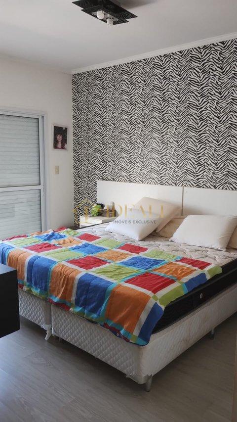 Maravilhosa e ampla casa no Condomínio Flamboyant. Oportunidade ! Aceita permuta até 50 %  Atibaia - 