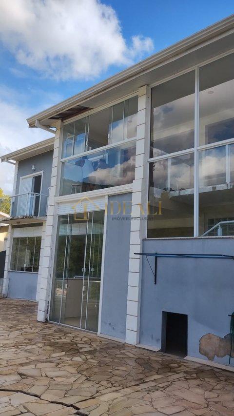 Maravilhosa e ampla casa no Condomínio Flamboyant. Oportunidade ! Aceita permuta até 50 %  Atibaia - 