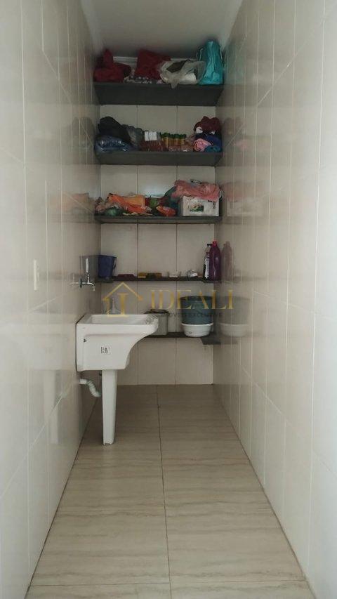 Maravilhosa e ampla casa no Condomínio Flamboyant. Oportunidade ! Aceita permuta até 50 %  Atibaia - 