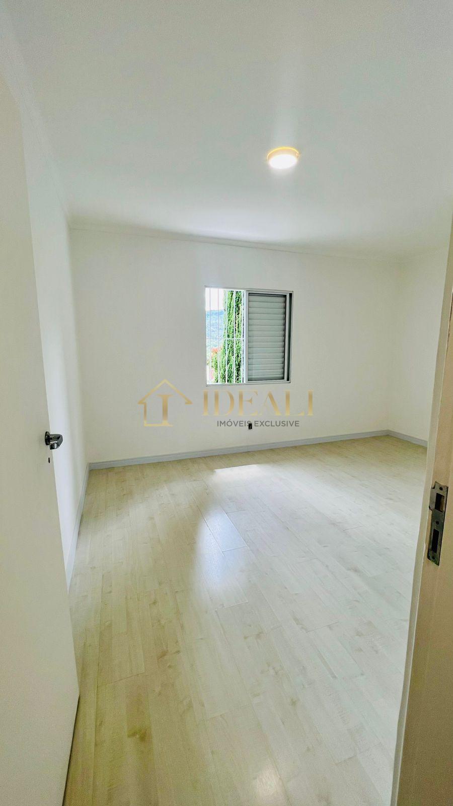 Aconchegante sobrado em  condom&iacute;nio fechado na Vila Giglio  Atibaia - 