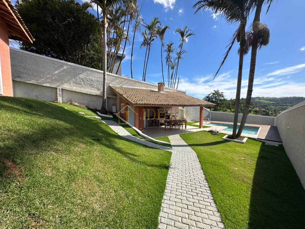 Casa com Piscina e &Aacute;rea Gourmet Pronta para Lazer  Mairiporã - 