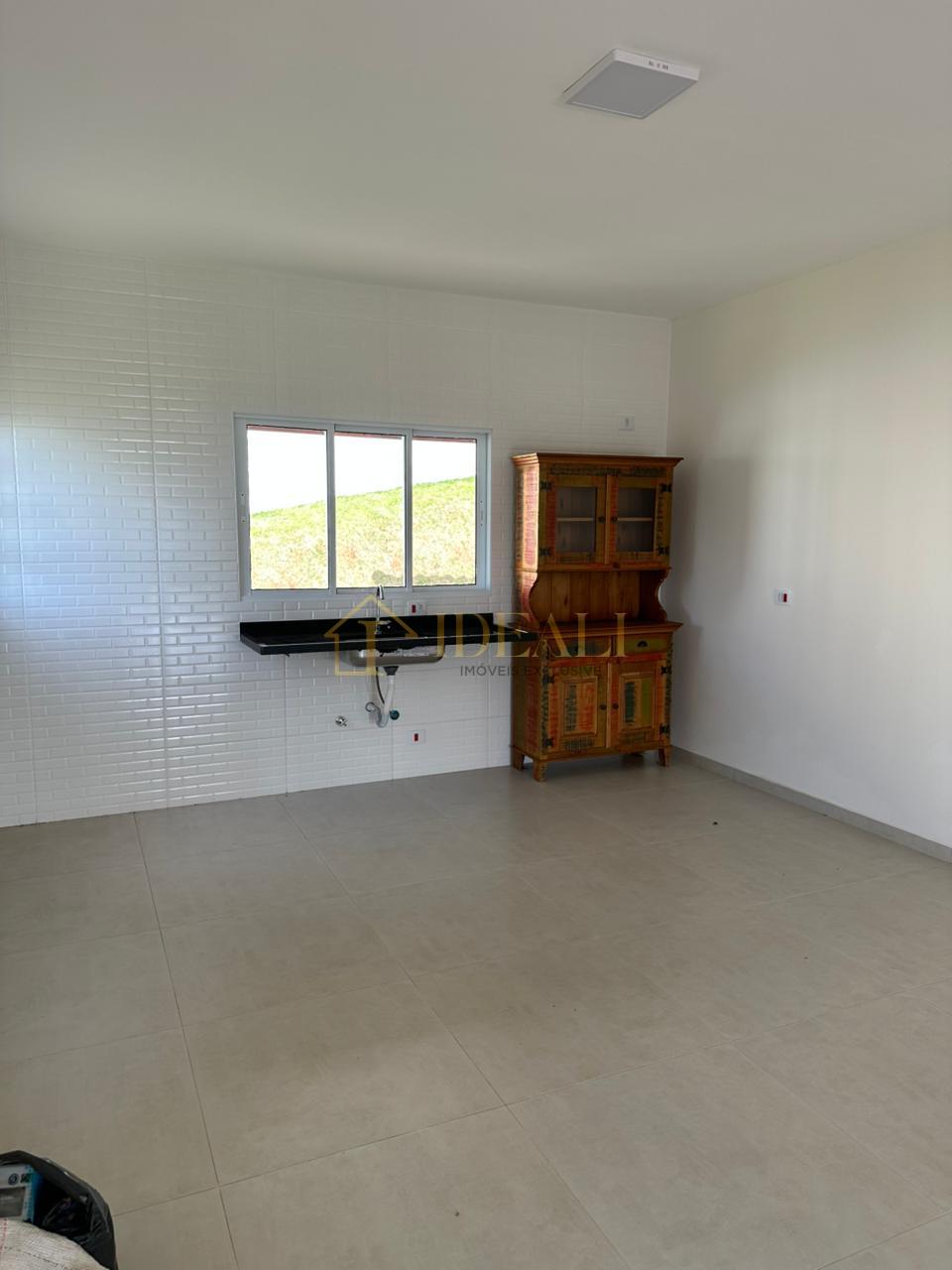 Casa com Piscina e &Aacute;rea Gourmet Pronta para Lazer  Mairiporã - 