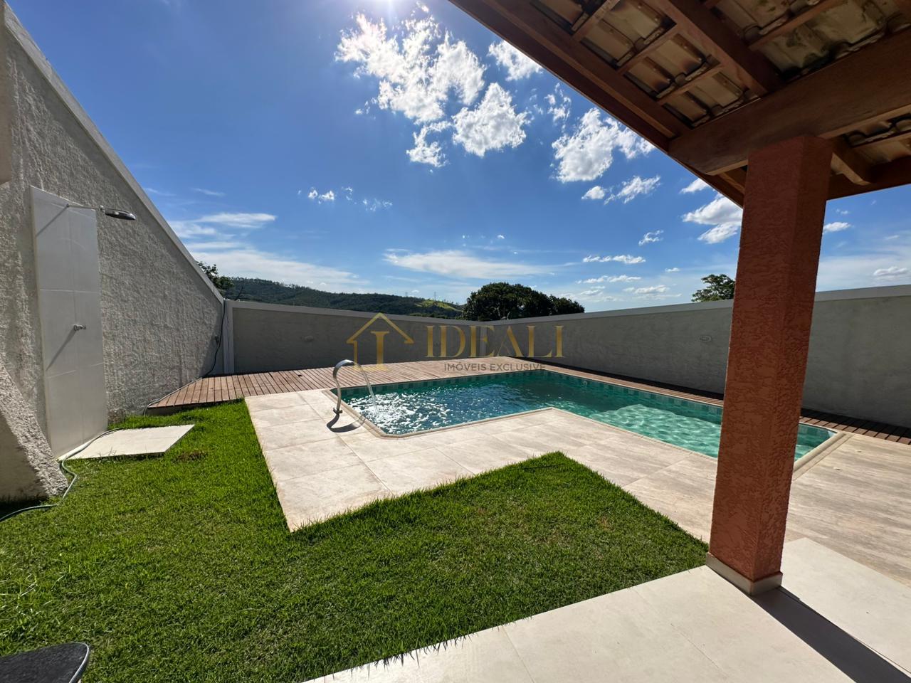 Casa com Piscina e &Aacute;rea Gourmet Pronta para Lazer  Mairiporã - 