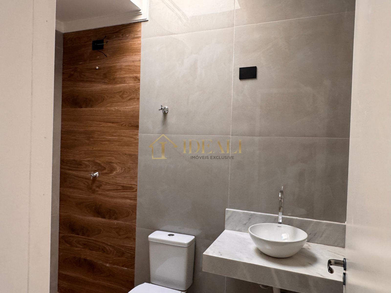 CASA A VENDA JARDIM SERRA GRANDE - 3 DORMS C\ 1 SUITE Rua Ubelina Dartora de Creci  Caieiras - 