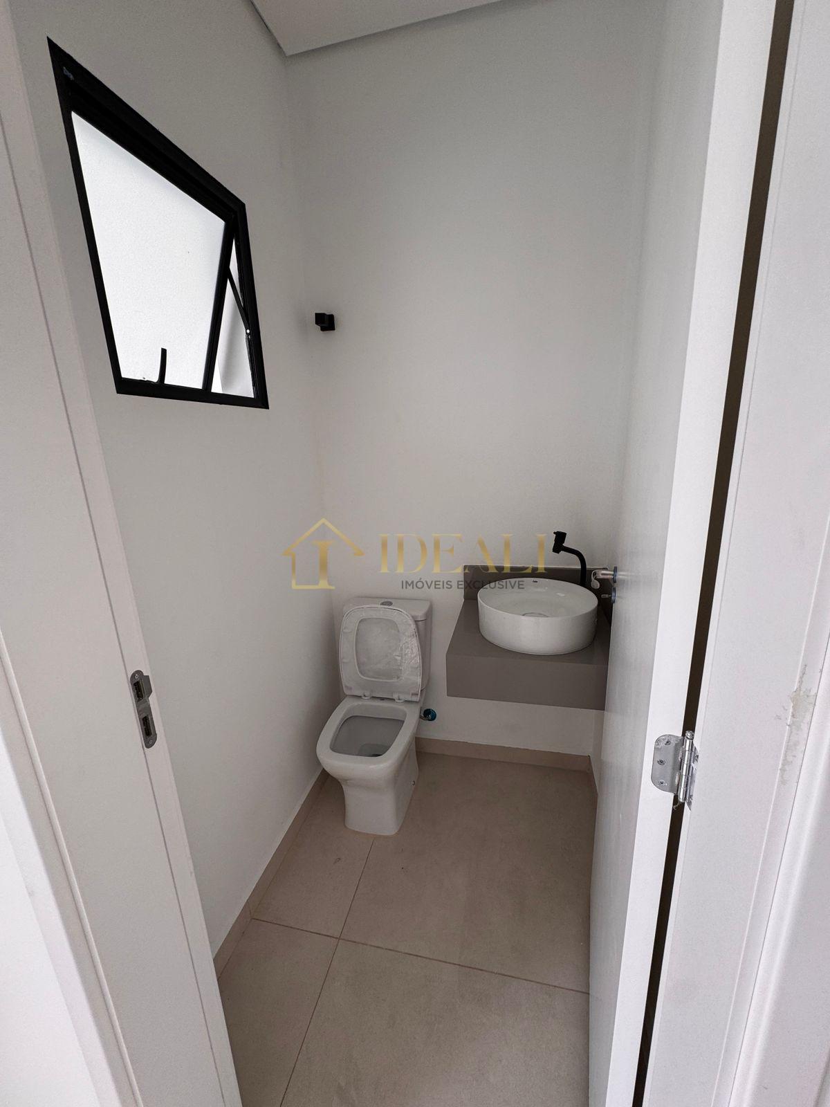 SOBRADO A VENDA 3 DORMS C\SUITE - 192 METROS - JARDIM EUROPA - CAIEIRAS Rua Vereador Benedito Lopes de Campos  Caieiras - 