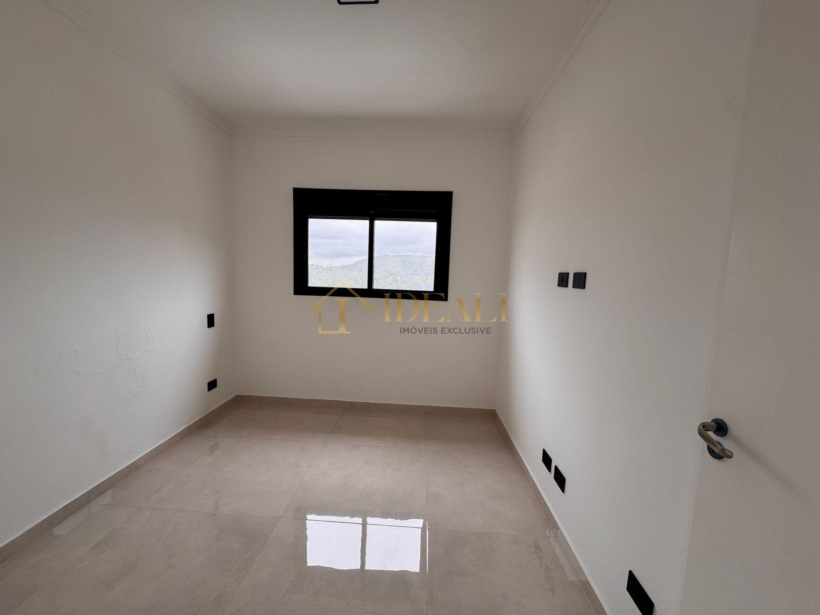 SOBRADO A VENDA 3 DORMS C\SUITE - 192 METROS - JARDIM EUROPA - CAIEIRAS Rua Vereador Benedito Lopes de Campos  Caieiras - 