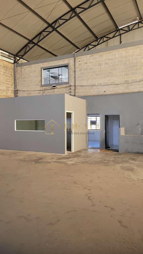 Galp&atilde;o Comercial para Loca&ccedil;&atilde;o &ndash; Bom Jesus dos Perd&otilde;es Rua Major Joaquim Fermino Bom Jesus dos Perdões - 