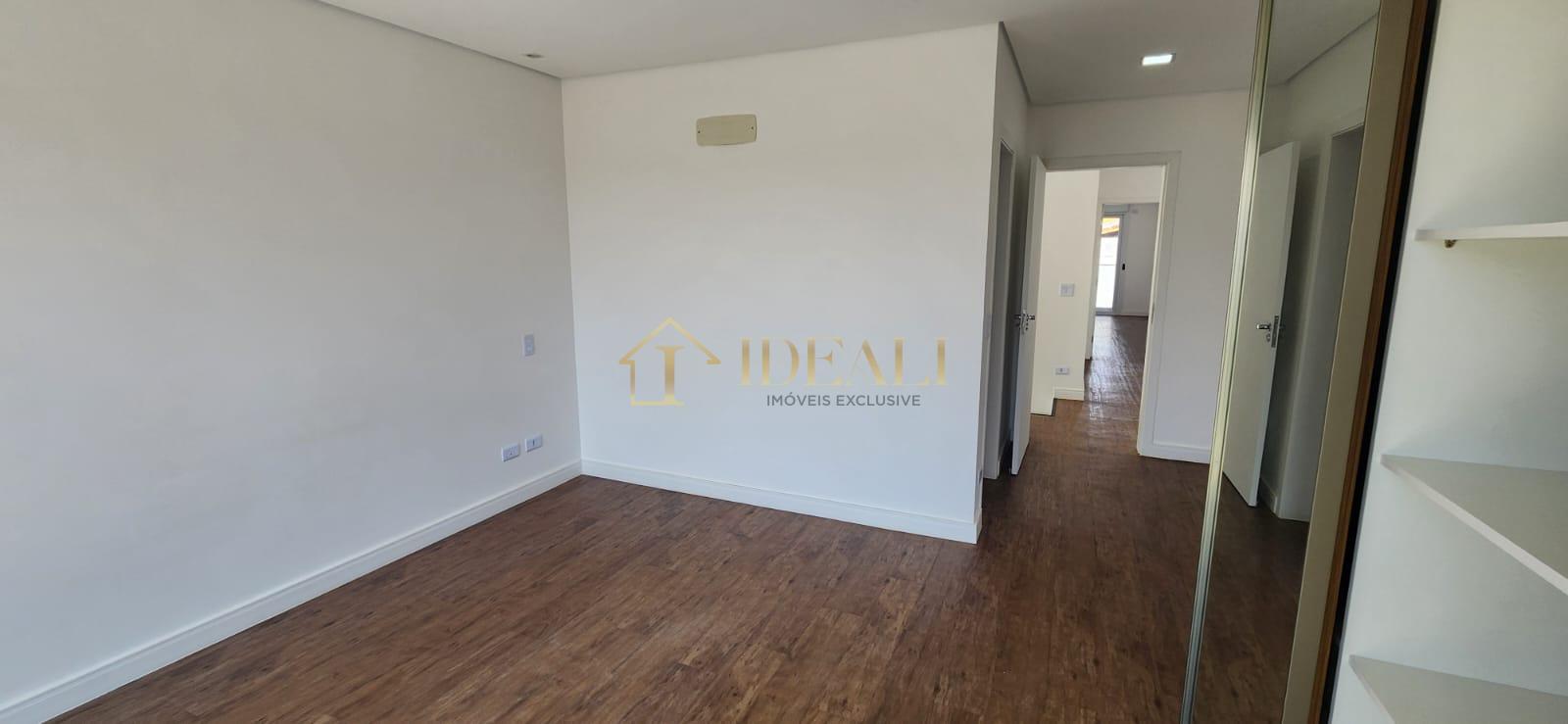 Sobrado Moderno no Condom&iacute;nio Village Avenida Dona Carmela Atibaia - 