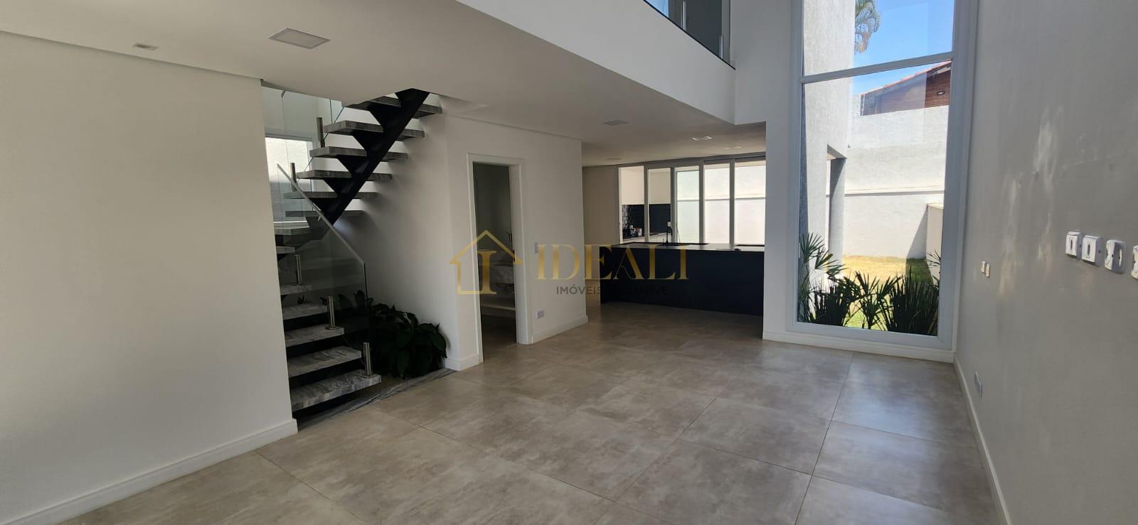 Sobrado Moderno no Condom&iacute;nio Village Avenida Dona Carmela Atibaia - 