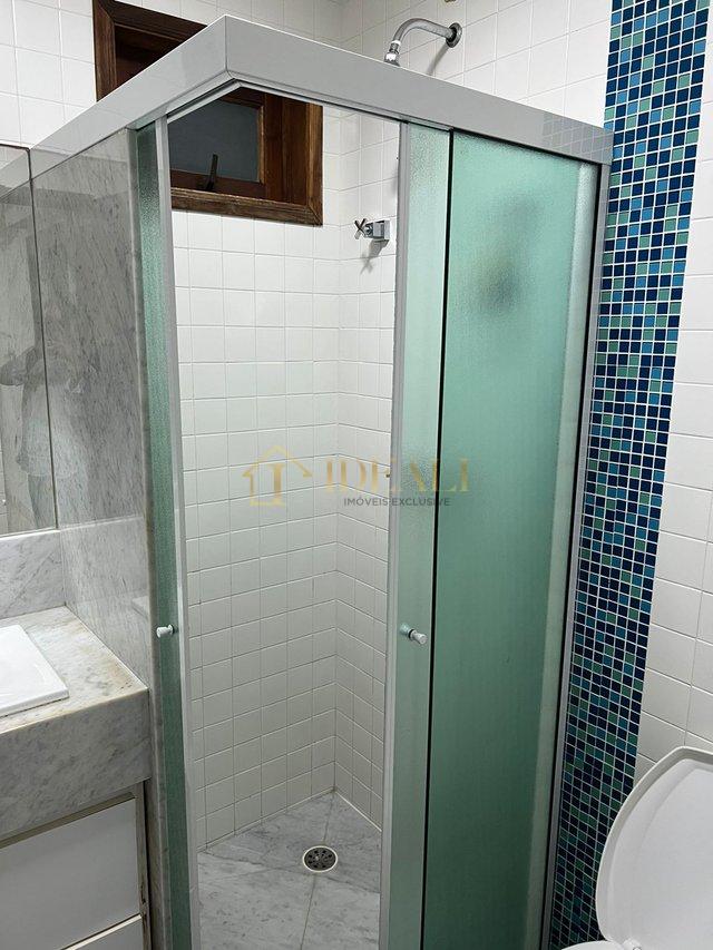 Casa t&eacute;rrea em condom&iacute;nio na Av. Santana, perto de tudo  Atibaia - 