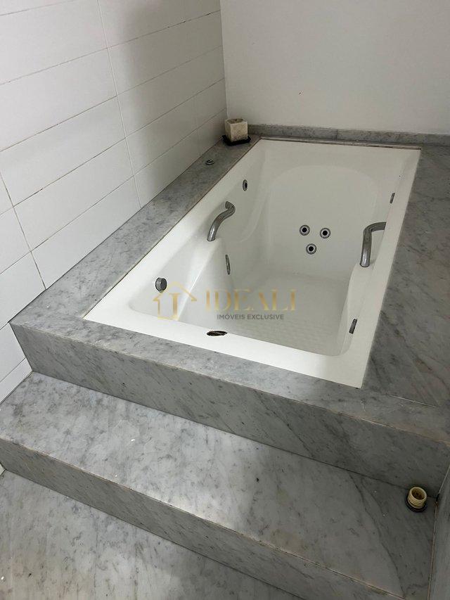 Casa t&eacute;rrea em condom&iacute;nio na Av. Santana, perto de tudo  Atibaia - 