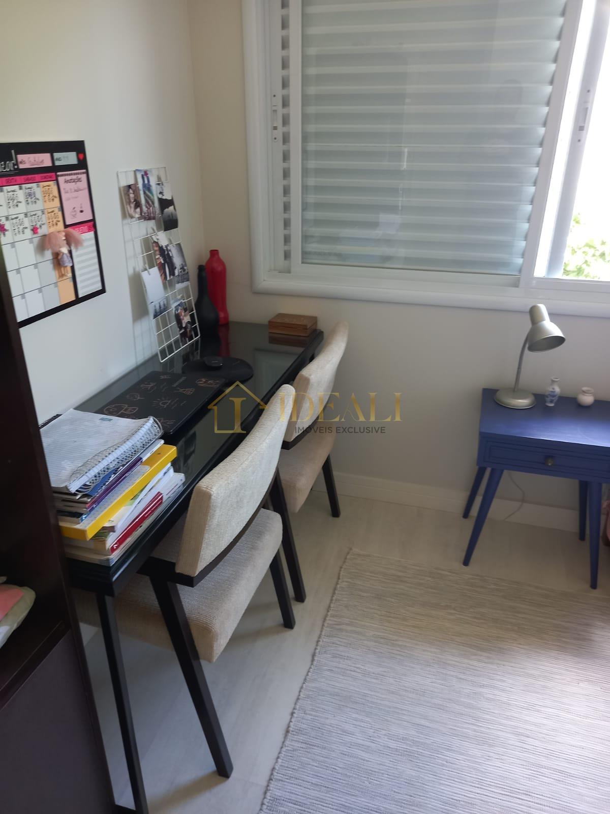 Linda casa t&eacute;rrea em condom&iacute;nio, pr&oacute;xima do trevo das rodovias Fern&atilde;o Dias e Dom Pedro  Atibaia - 