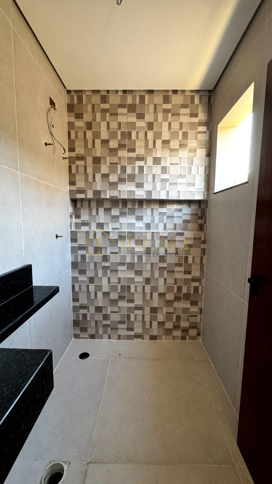 Sobrado com 3 su&iacute;tes, piscina, bairro Jardim dos Pinheiros, &oacute;timo acabamento  Atibaia - 