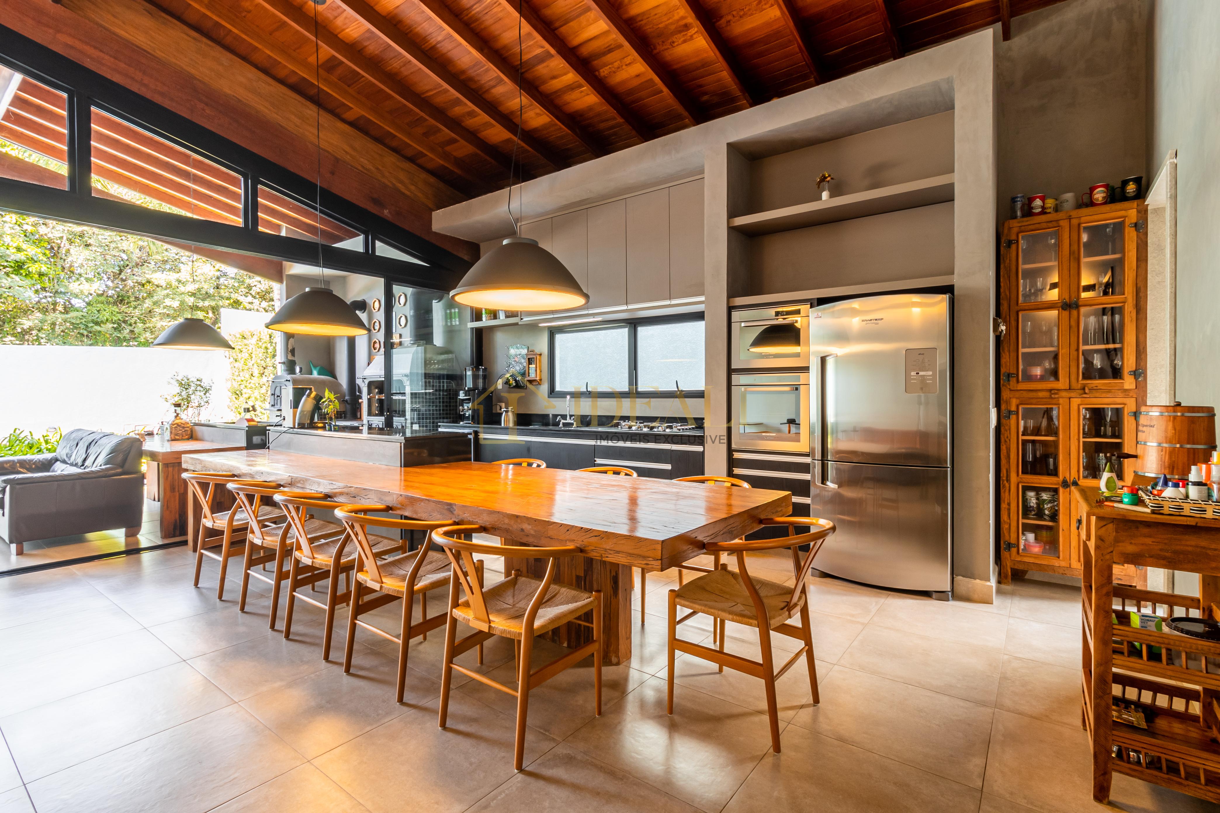 Casa totalmente t&eacute;rrea | PORTEIRA FECHADA no condom&iacute;nio Shambala 3 em Atibaia/SP  Atibaia - 