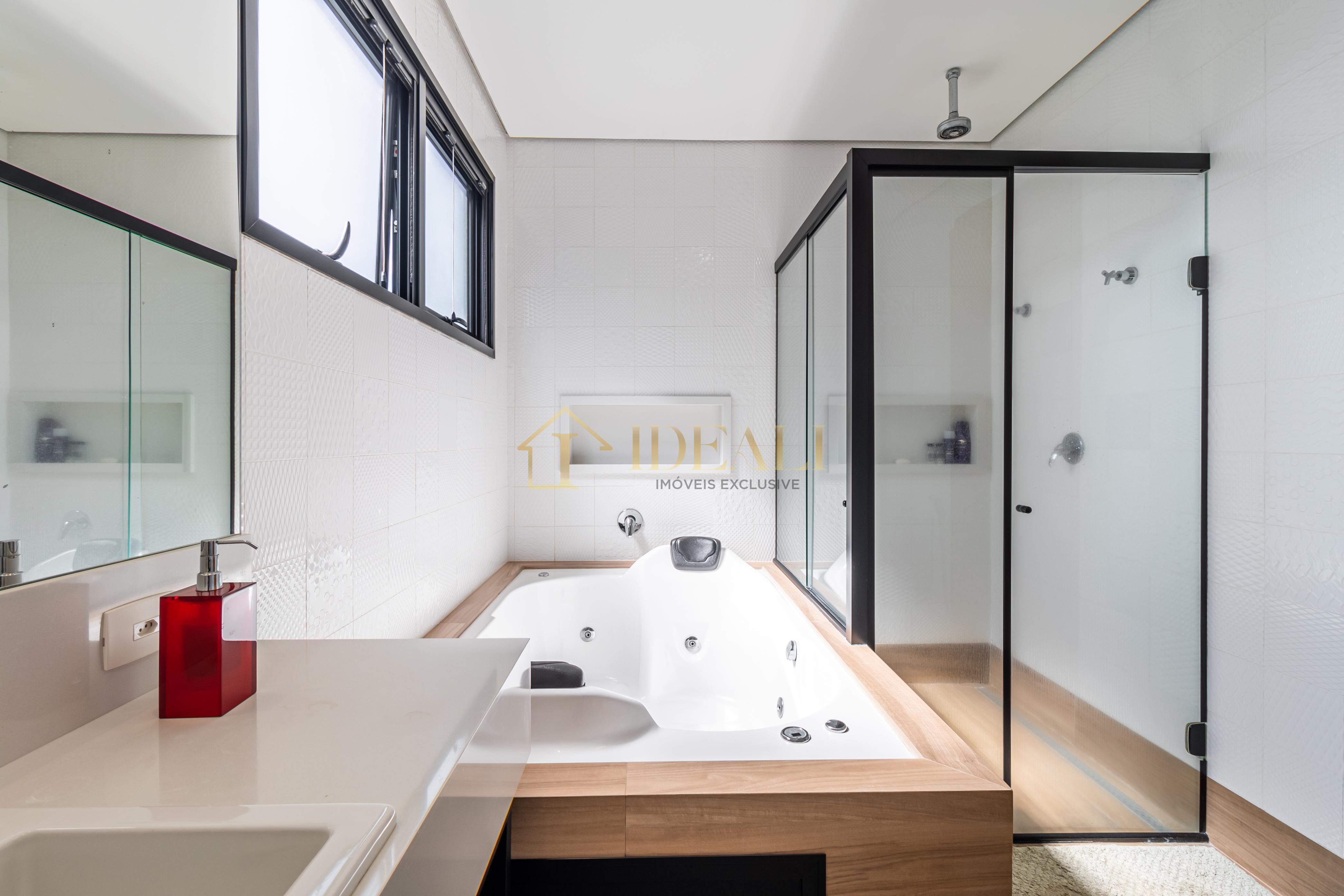 Casa totalmente t&eacute;rrea | PORTEIRA FECHADA no condom&iacute;nio Shambala 3 em Atibaia/SP  Atibaia - 