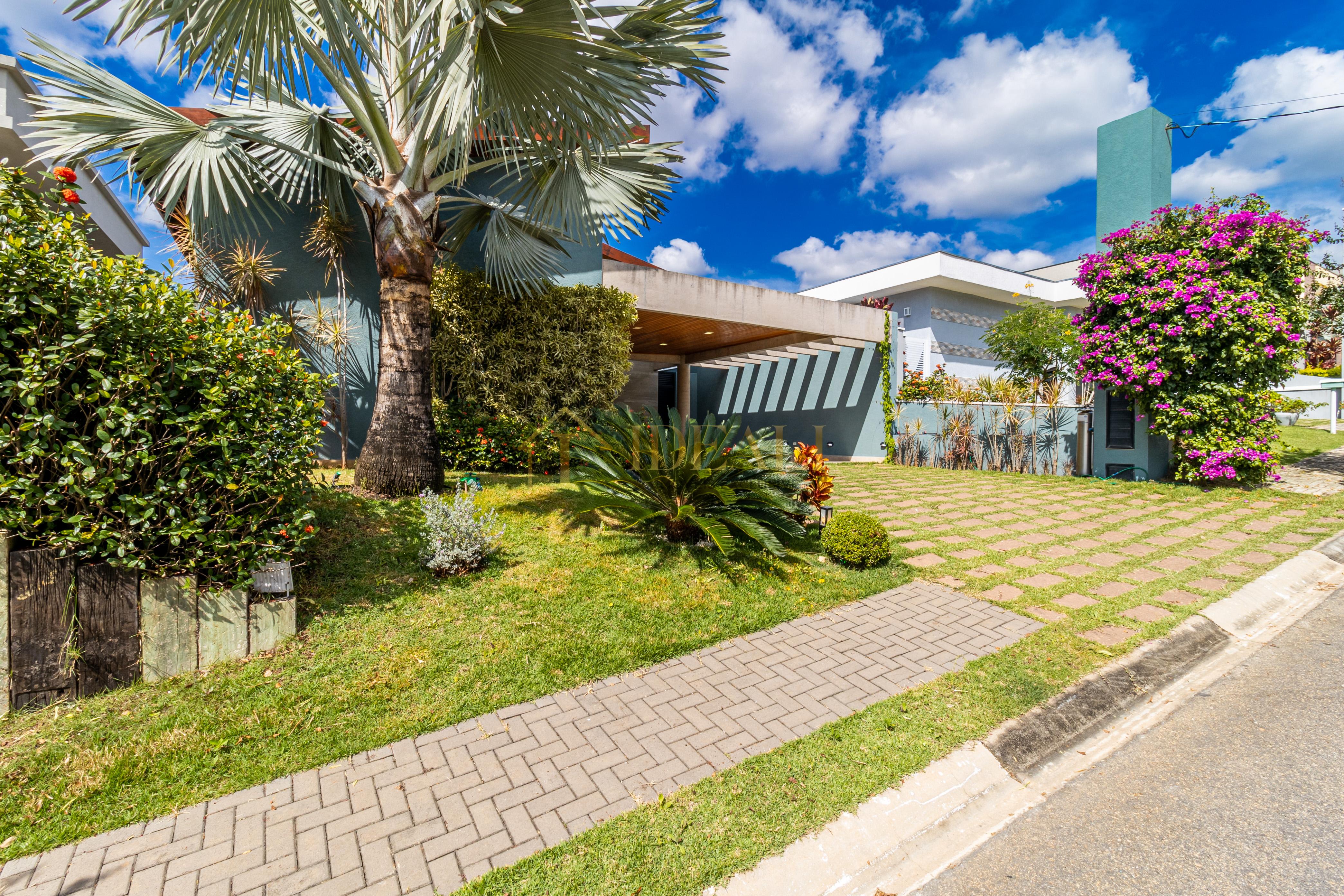 Casa totalmente t&eacute;rrea | PORTEIRA FECHADA no condom&iacute;nio Shambala 3 em Atibaia/SP  Atibaia - 