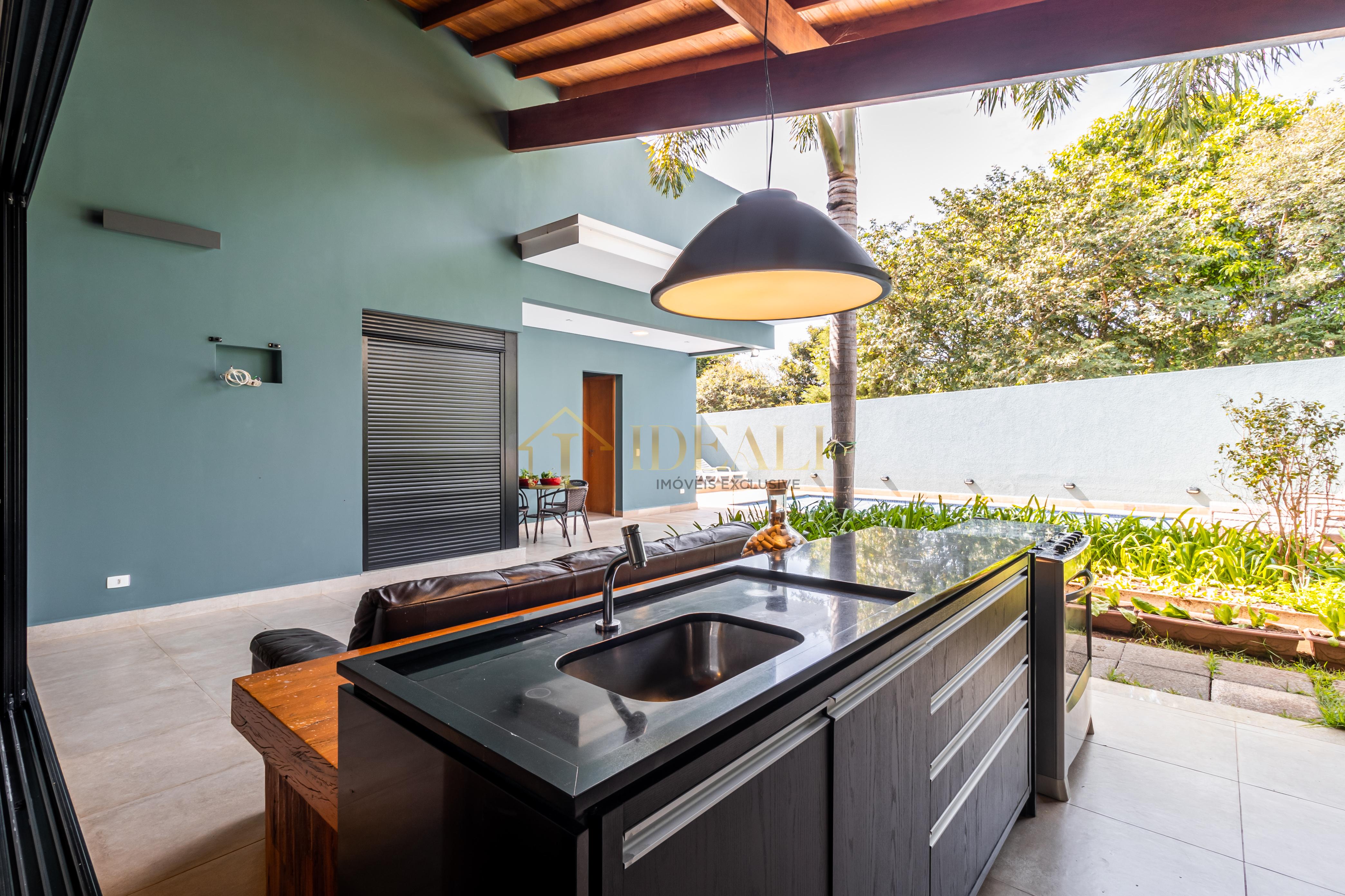 Casa totalmente t&eacute;rrea | PORTEIRA FECHADA no condom&iacute;nio Shambala 3 em Atibaia/SP  Atibaia - 