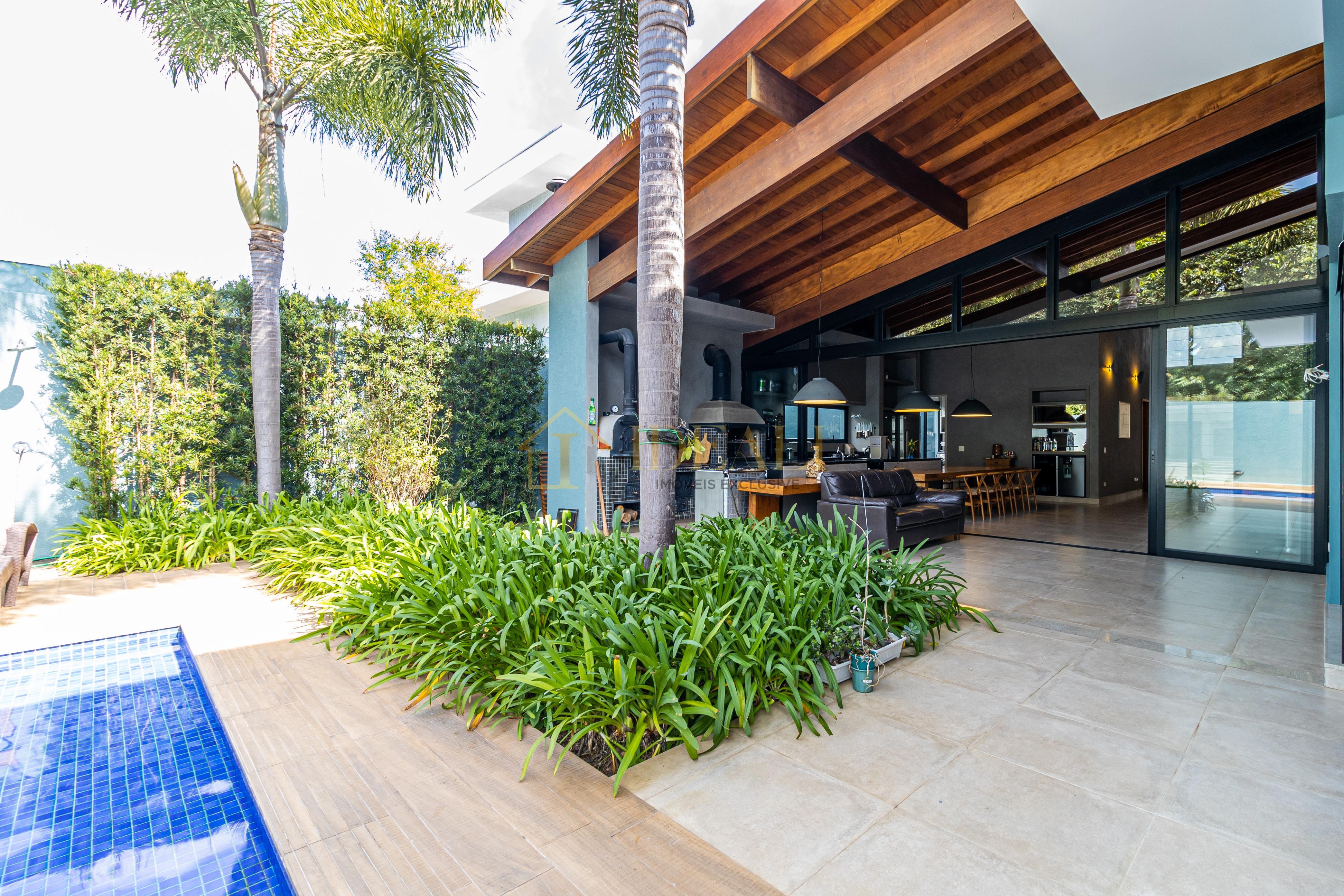 Casa totalmente t&eacute;rrea | PORTEIRA FECHADA no condom&iacute;nio Shambala 3 em Atibaia/SP  Atibaia - 