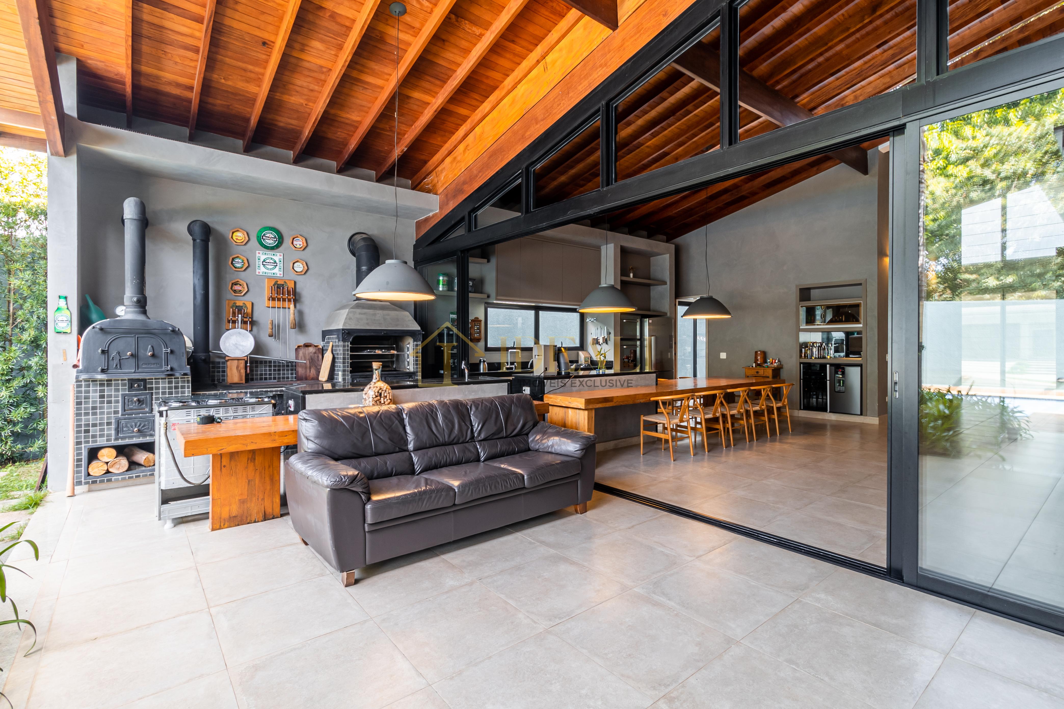 Casa totalmente t&eacute;rrea | PORTEIRA FECHADA no condom&iacute;nio Shambala 3 em Atibaia/SP  Atibaia - 