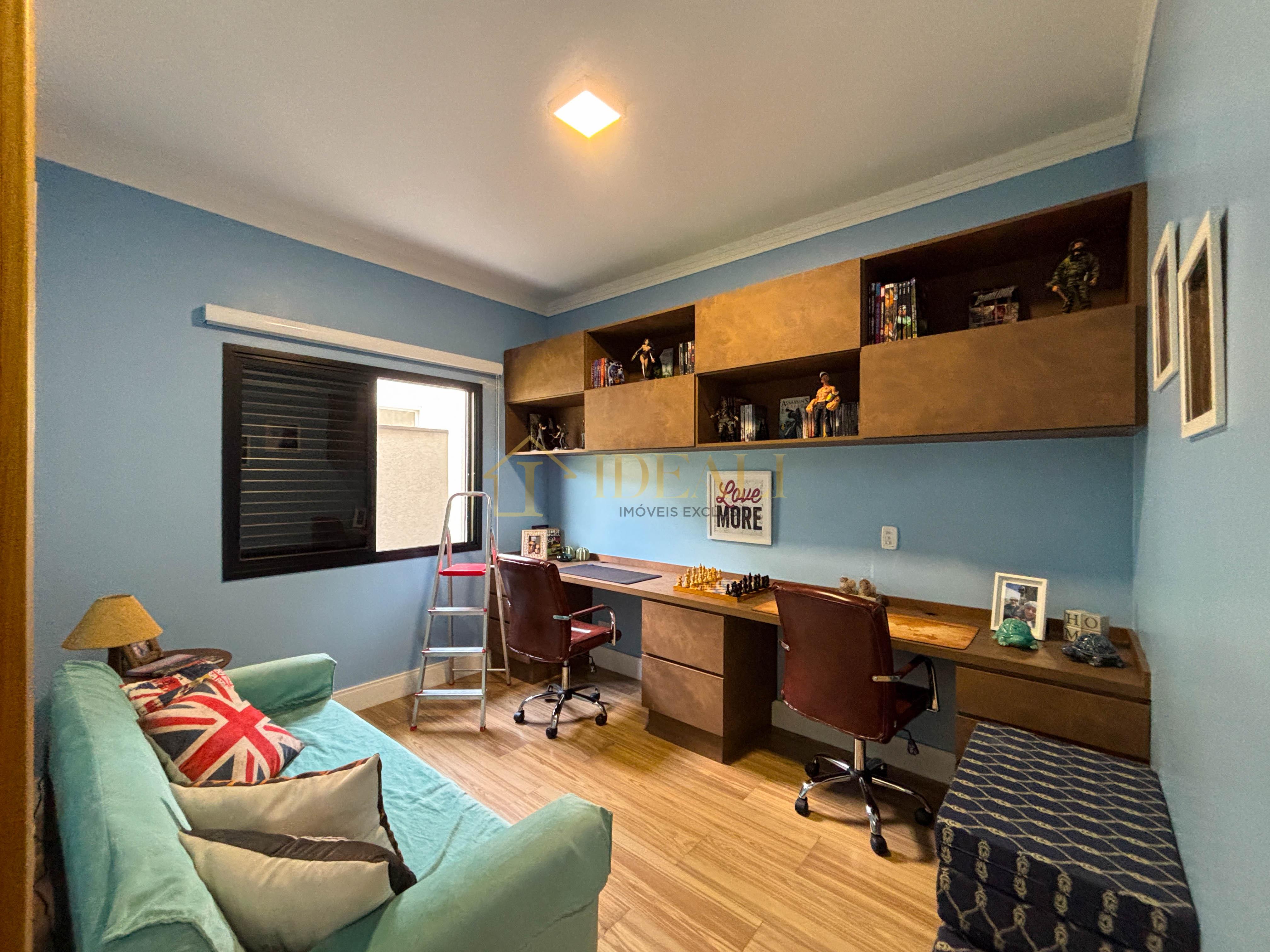 Casa totalmente t&eacute;rrea no condom&iacute;nio Terras de Atibaia II, em Atibaia/SP  Atibaia - 