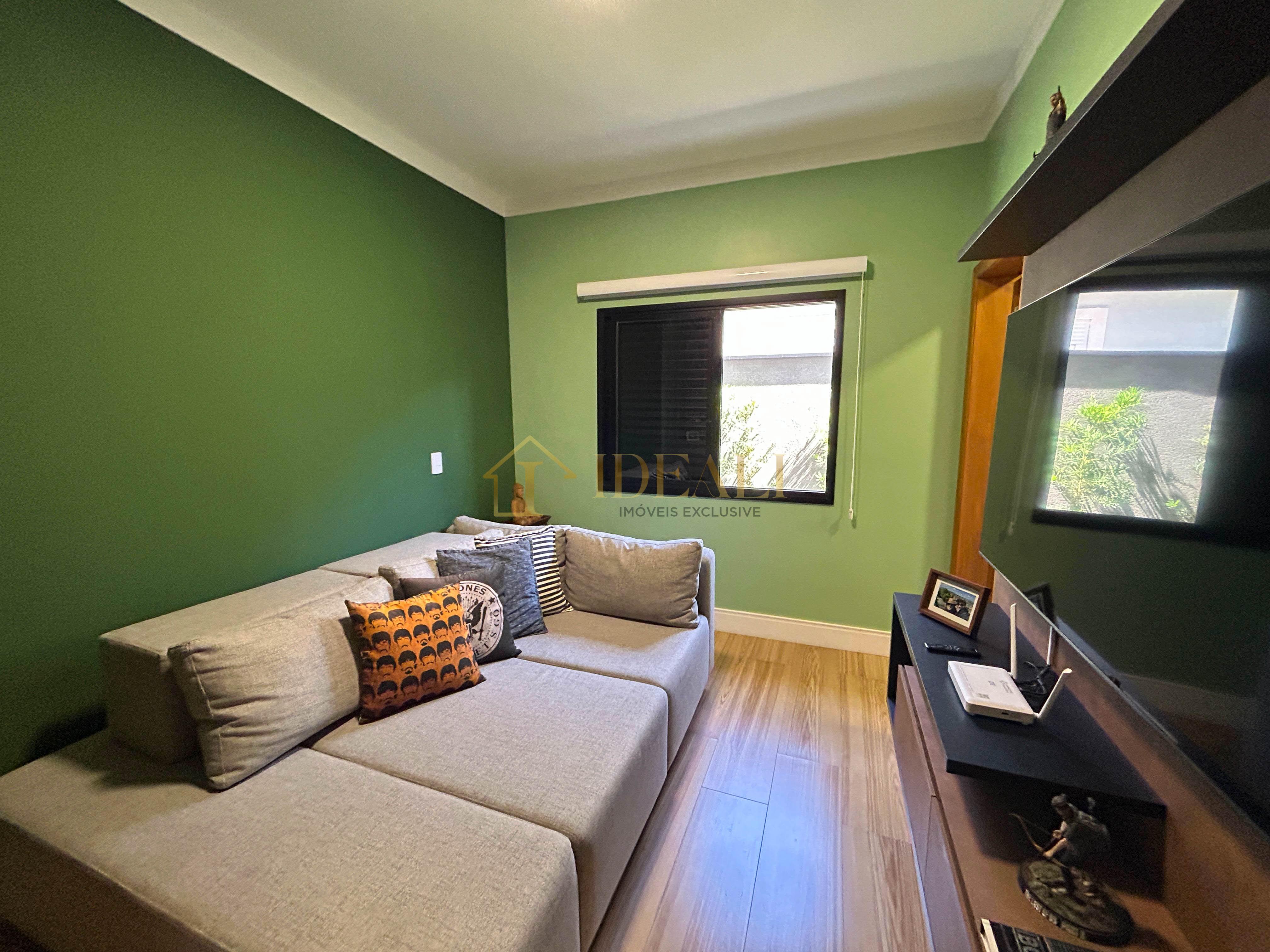 Casa totalmente t&eacute;rrea no condom&iacute;nio Terras de Atibaia II, em Atibaia/SP  Atibaia - 